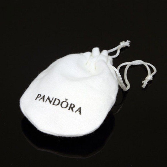 Pandora Anti-Tarnish Pouch - Picture 1 of 4